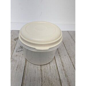 Vintage Rubbermaid Servin Saver #7 Round 3 Cups Food Container Almond Lid